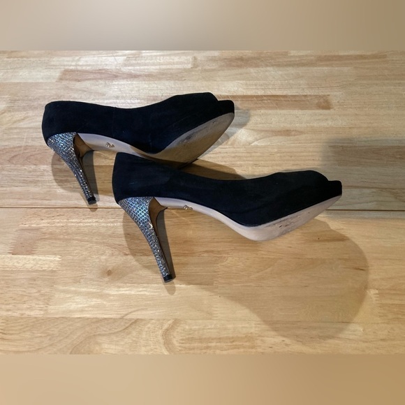 Nina open toed heels in black with a bling heel. Excellent condition. Gorgeous - Picture 11 of 12